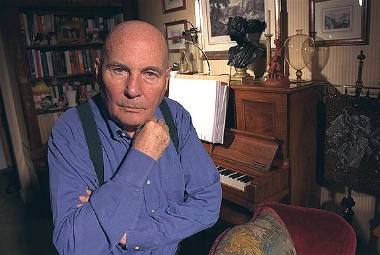 Hans Werner Henze (1926-2012): Requiem, Nine Sacred Concertos For Piano Solo, Trumpet Concertante And Chamber Orchestra (Metzmacher)