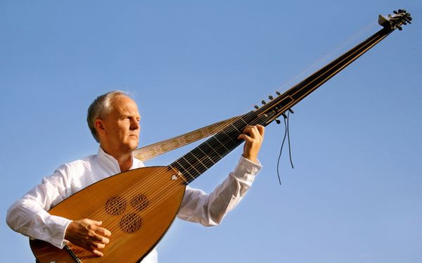 Antonio Vivaldi (1678-1741): Obra completa para alaúde italiano / Giovanni Zamboni (?-?): Sonata / J. S. Bach (1685-1750): Prelúdio, Fuga e Allegro (Lindberg, Drottningholm Baroque Ensemble)