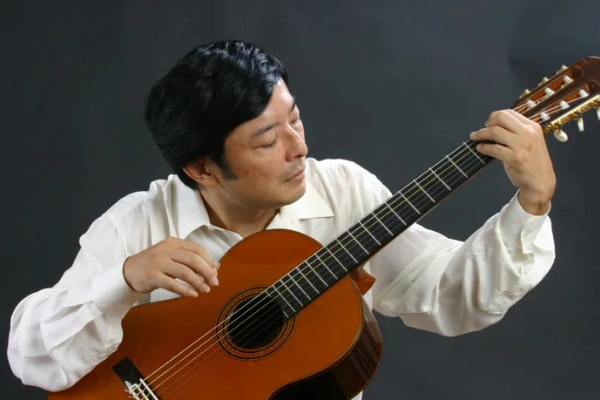 Mario Castelnuovo-Tedesco (1895-1968): Quinteto para Violão e Quarteto de Cordas, Op. 143 & Modest Mussorgsky (1839-1881): Quadros de uma Exposição (Kazuhito Yamashita, Tokyo String Quartet)